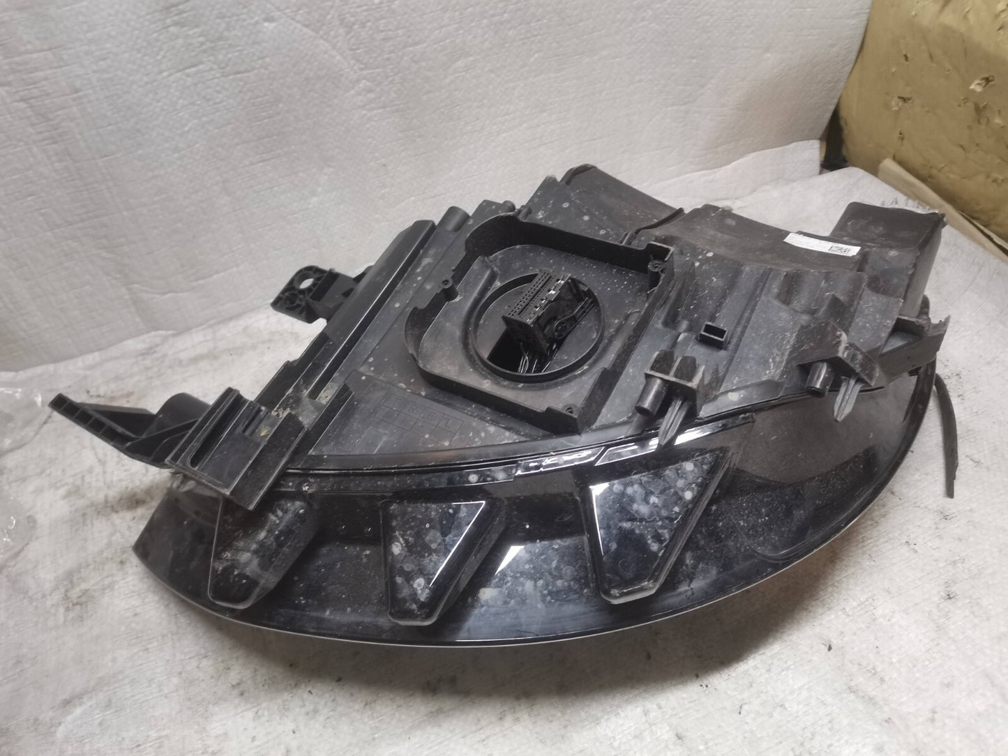 VOLKSWAGEN ID3 2021 HEADLIGHT RIGHT SIDE 10C941036A vwid84