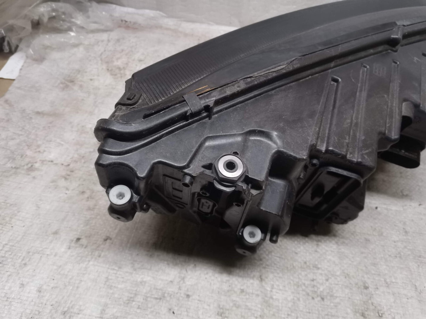 Skoda Octavia 2020 Led Headlight Passenger Side Genuine Oem 5e8941015 skoc42