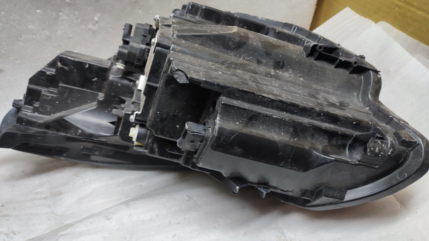 RENAULT CAPTUR HEADLAMP LED RIGHT DRIVER SIDE 260100119R MK2 2019-24 ren36