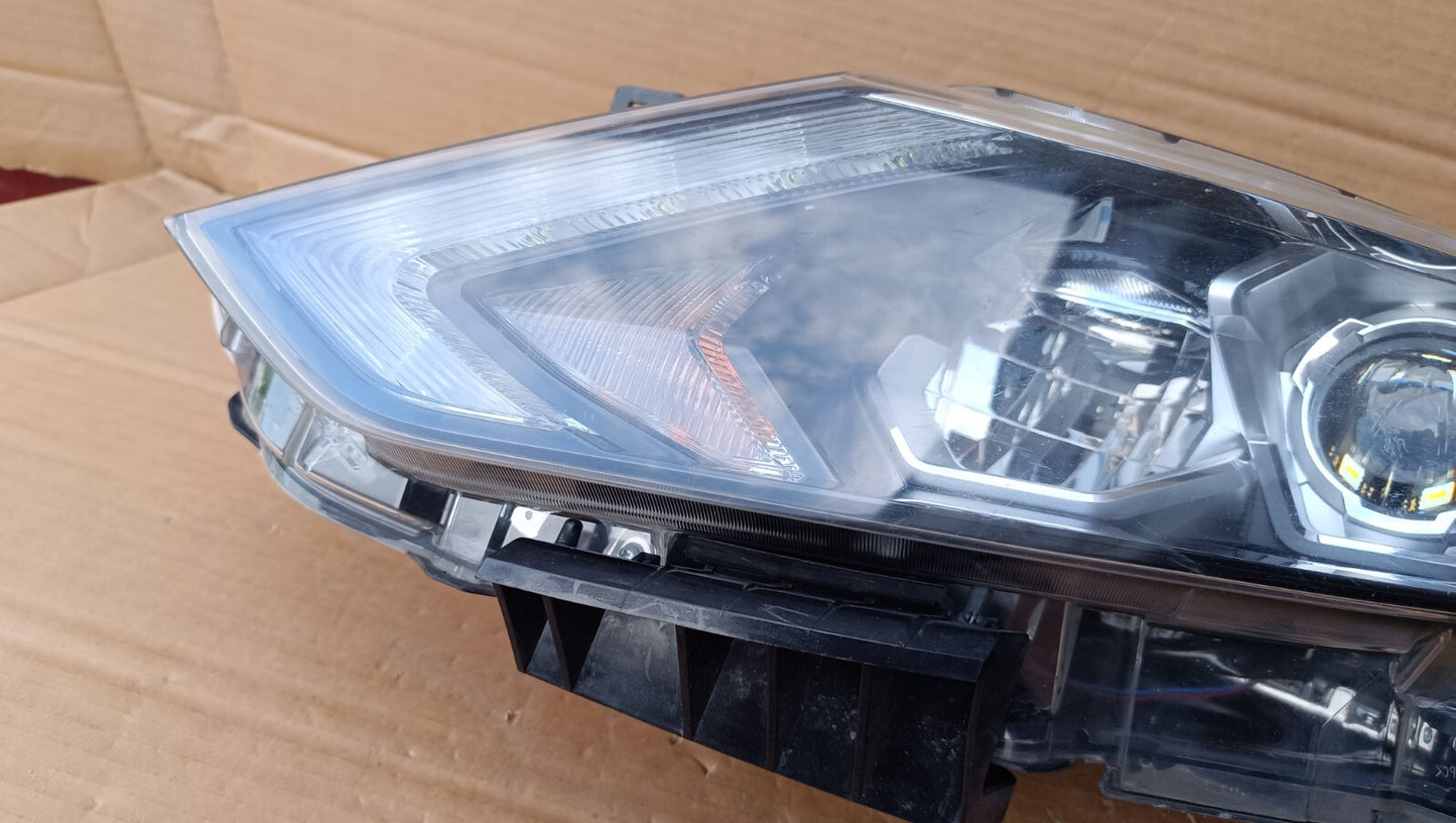 NISSAN QASHQAI Mk2 (J11) Left Passenger Side Front Headlight LED 100-18016 ni62