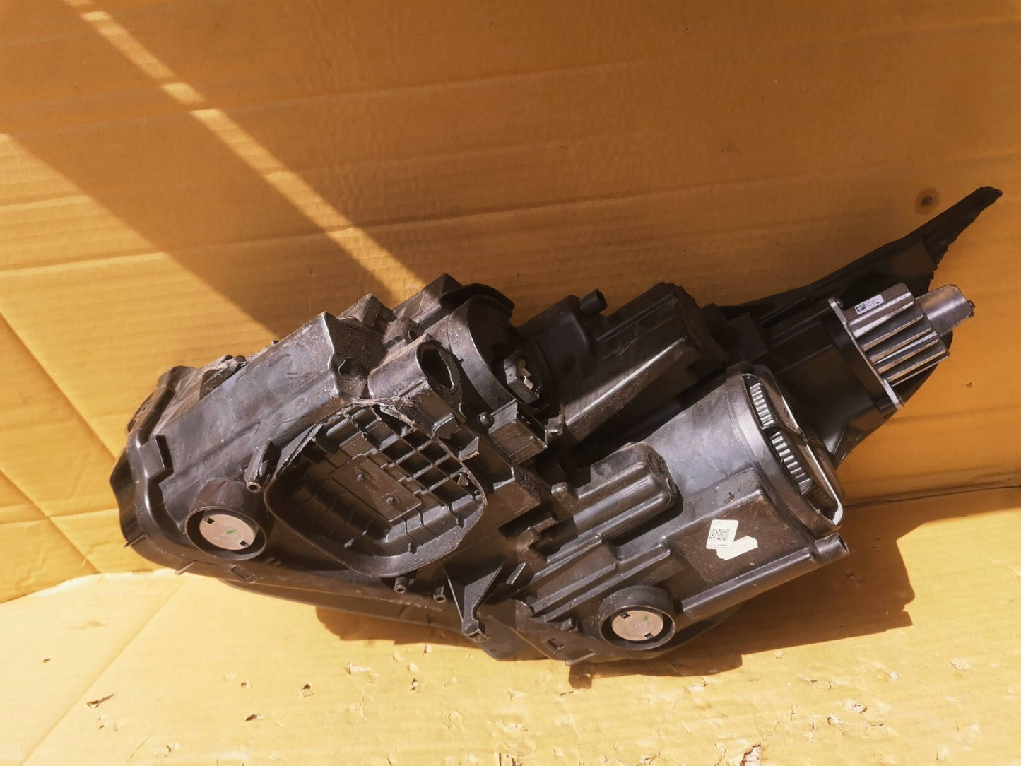 VAUXHALL CROSSLAND 2017-2021 DRIVER SIDE LED HEADLIGHT 39153541 vxcx44