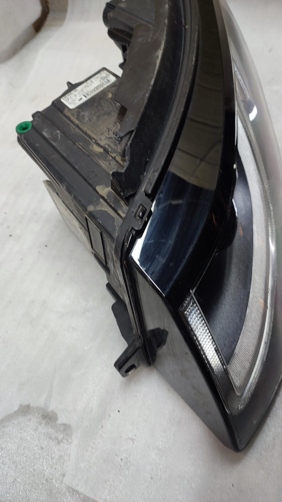 RANGE ROVER EVOQUE L538 PASSENGER SIDE XENON HEADLIGHT GJ32-13W030-DC jlr41