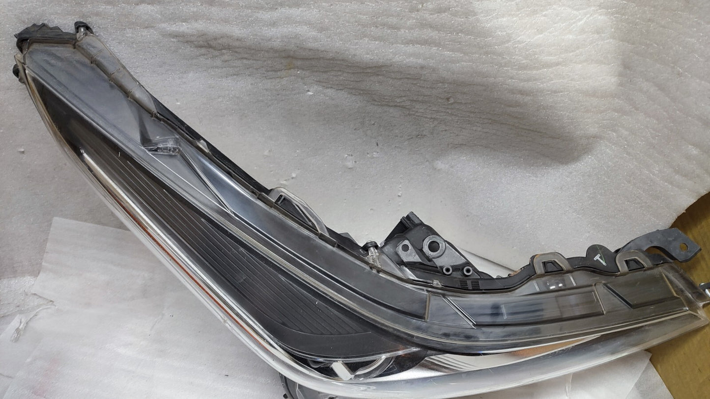 TOYOTA PRIUS FULL LED RIGHT DRIVER SIDE OS HEADLIGHT 2019 - 2022 to27