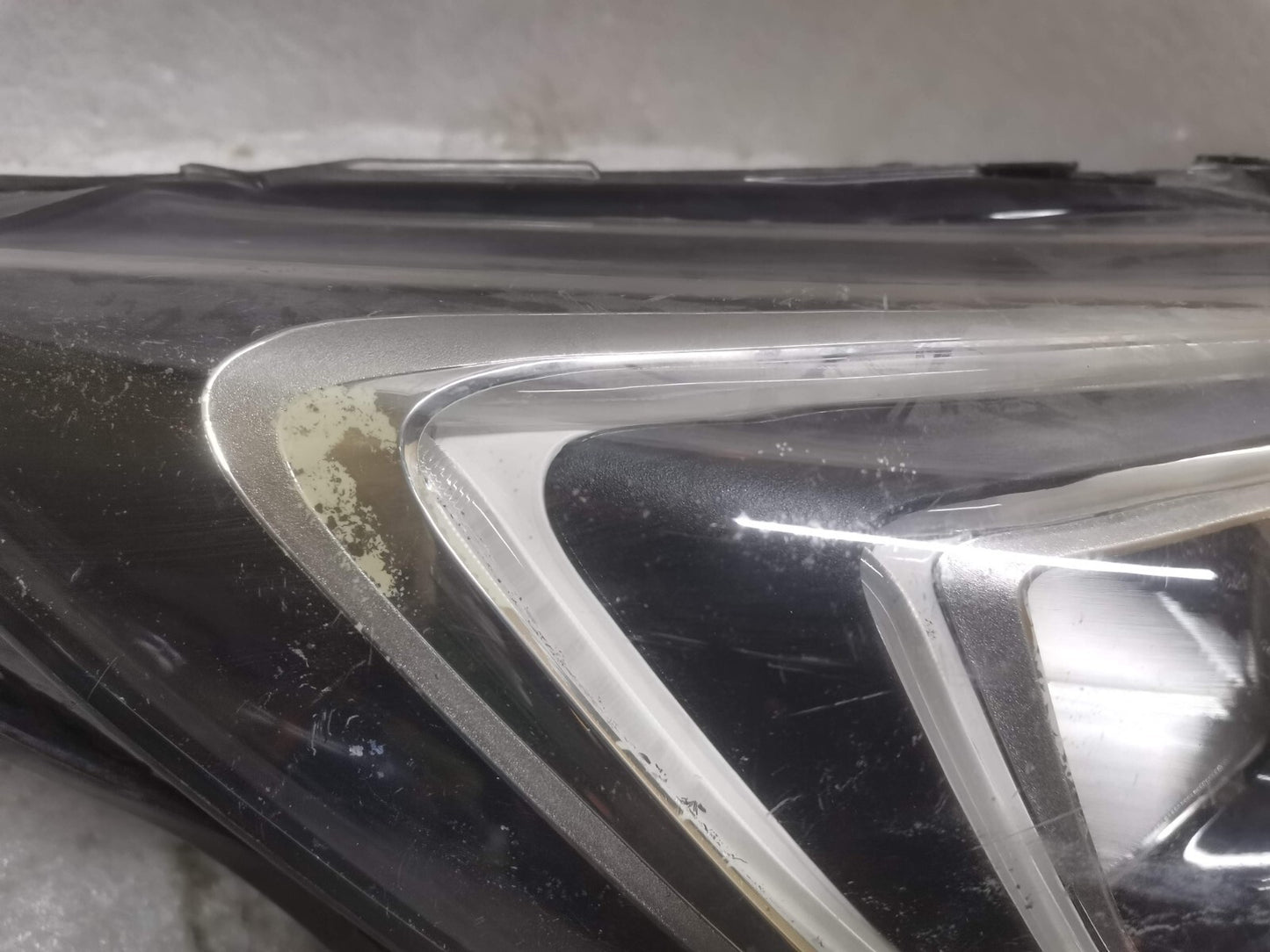 VAUXHALL CROSSLAND X 2017-2021 DRIVER SIDE HALOGEN HEADLIGHT 13467970 vxcr69