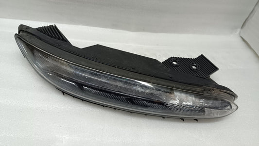 HYUNDAI KONA 2021-2023 O/S/F RIGHT SIDE DAY RUNNING LIGHT DRL D52R hyko29