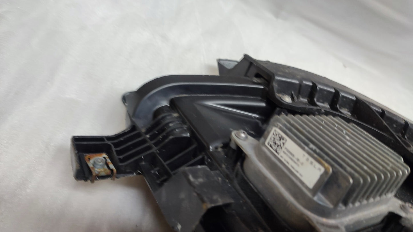 TESLA MODEL 3 / Y GENUINE HEADLIGHT LEFT SIDE N/S/F 1514952-00-D  151495200D t8