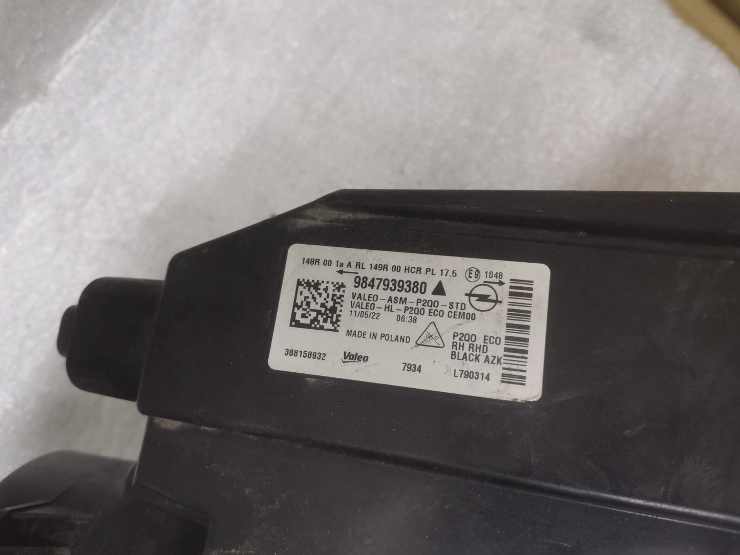 VAUXHALL MOKKA B 2020+ HEADLIGHT O/S RIGHT HAND 9847939380 vxmo45