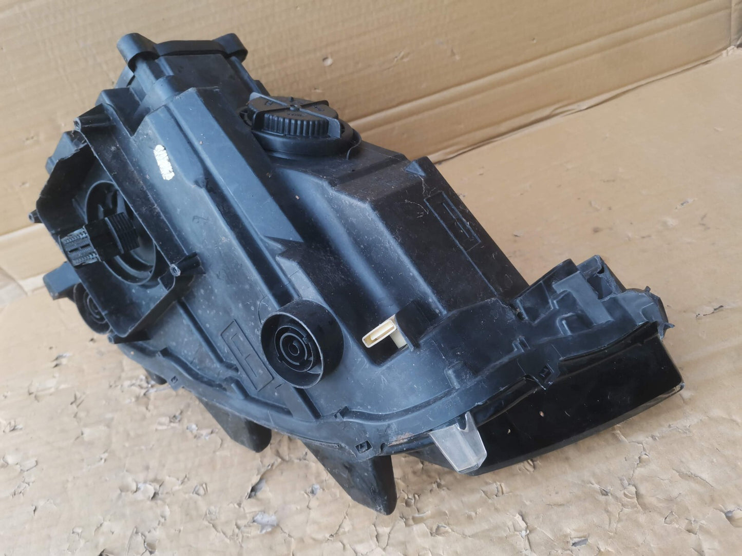 VOLKSWAGEN T- ROC 2020 PASSENGERSIDE LED XENON HEADLIGHT 2GA941035J vwtr110