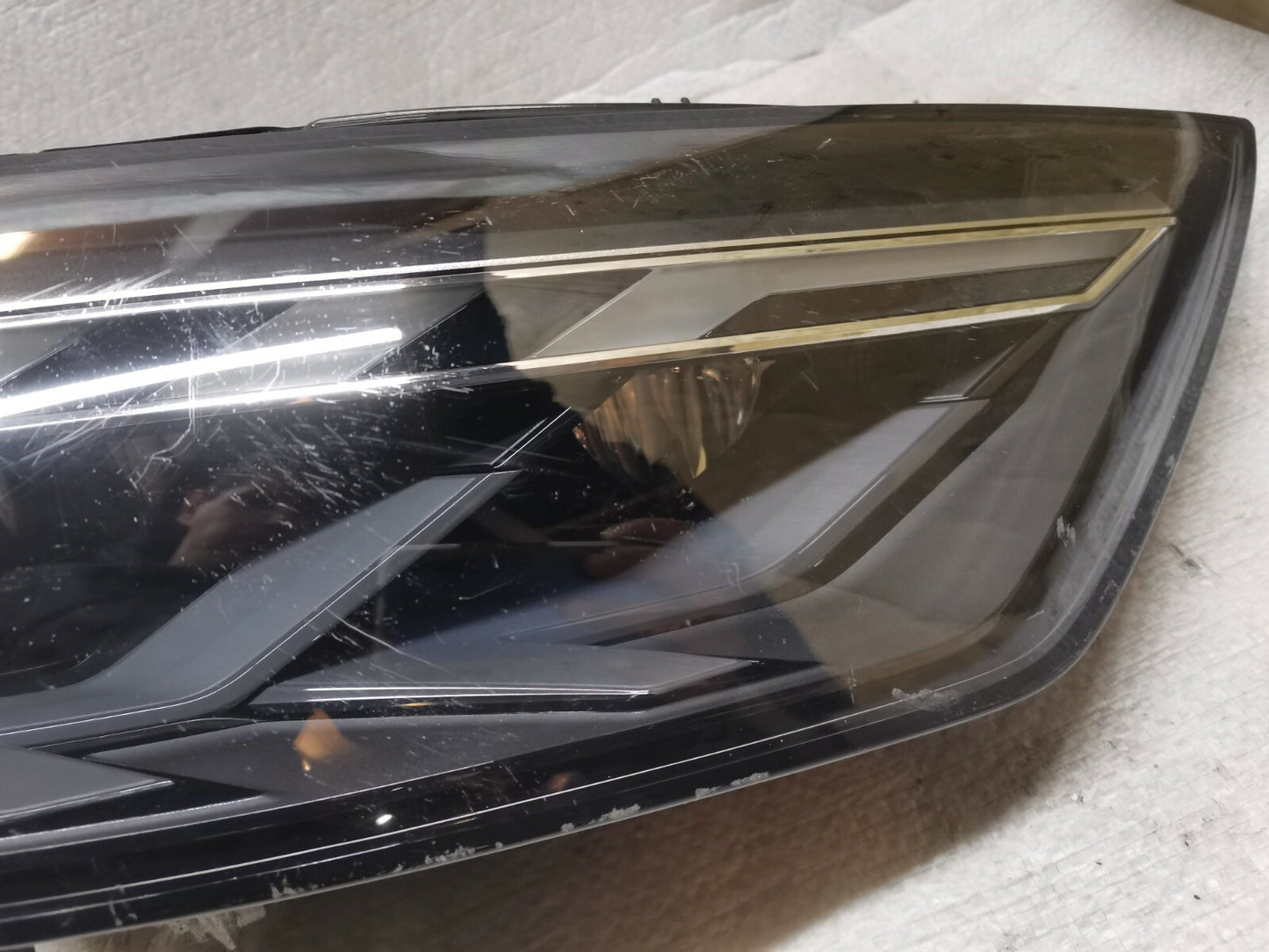 AUDI A1 S1 2018-2022 RHD RIGHT DRIVERS SIDE LED HEADLIGHT 82A941034E aua185