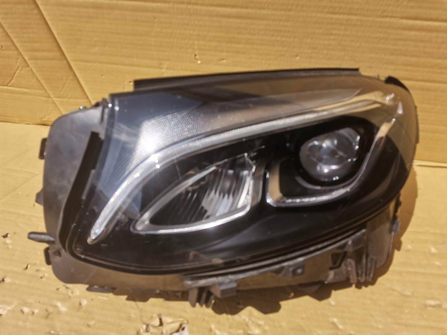 MERCEDES GLC W253 HEADLIGHTS RHD LED HIGH PERFORMANCE LEFT A2539065301 m44