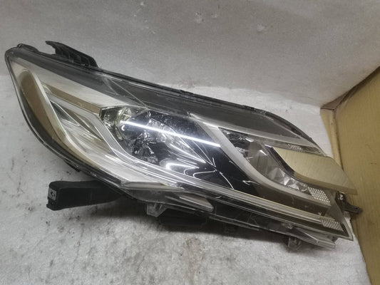 Mitsubishi Shogun Pajero sport Headlight Right