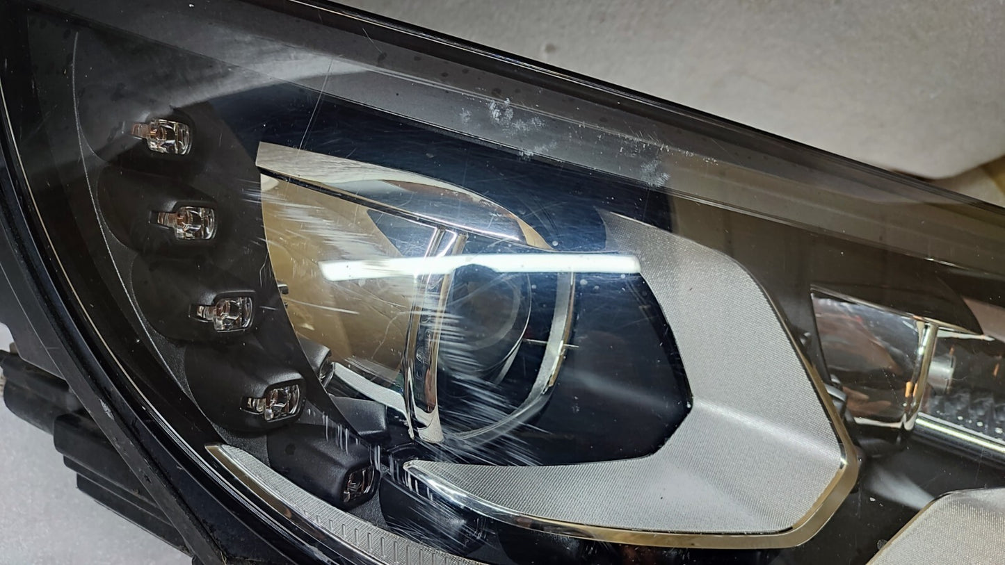VOLKSWAGEN TIGUAN HEADLIGHT XENON FRONT RIGHT DRIVER SIDE R LINE MK1 vw142