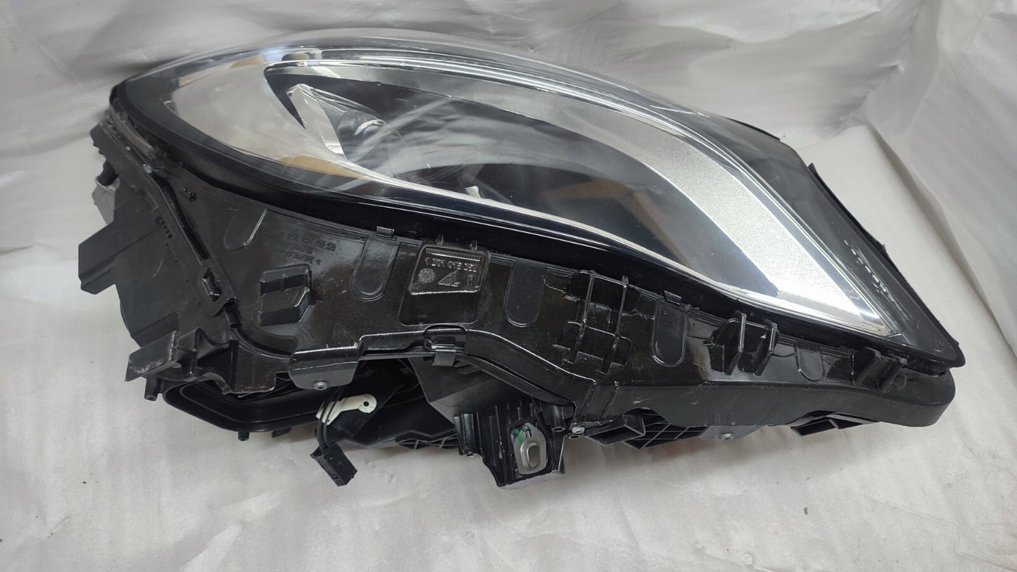 MERCEDES BENZ GLA FRONT RIGHT LED HEADLIGHT GENUINE 17-20 A1569067200 m156101