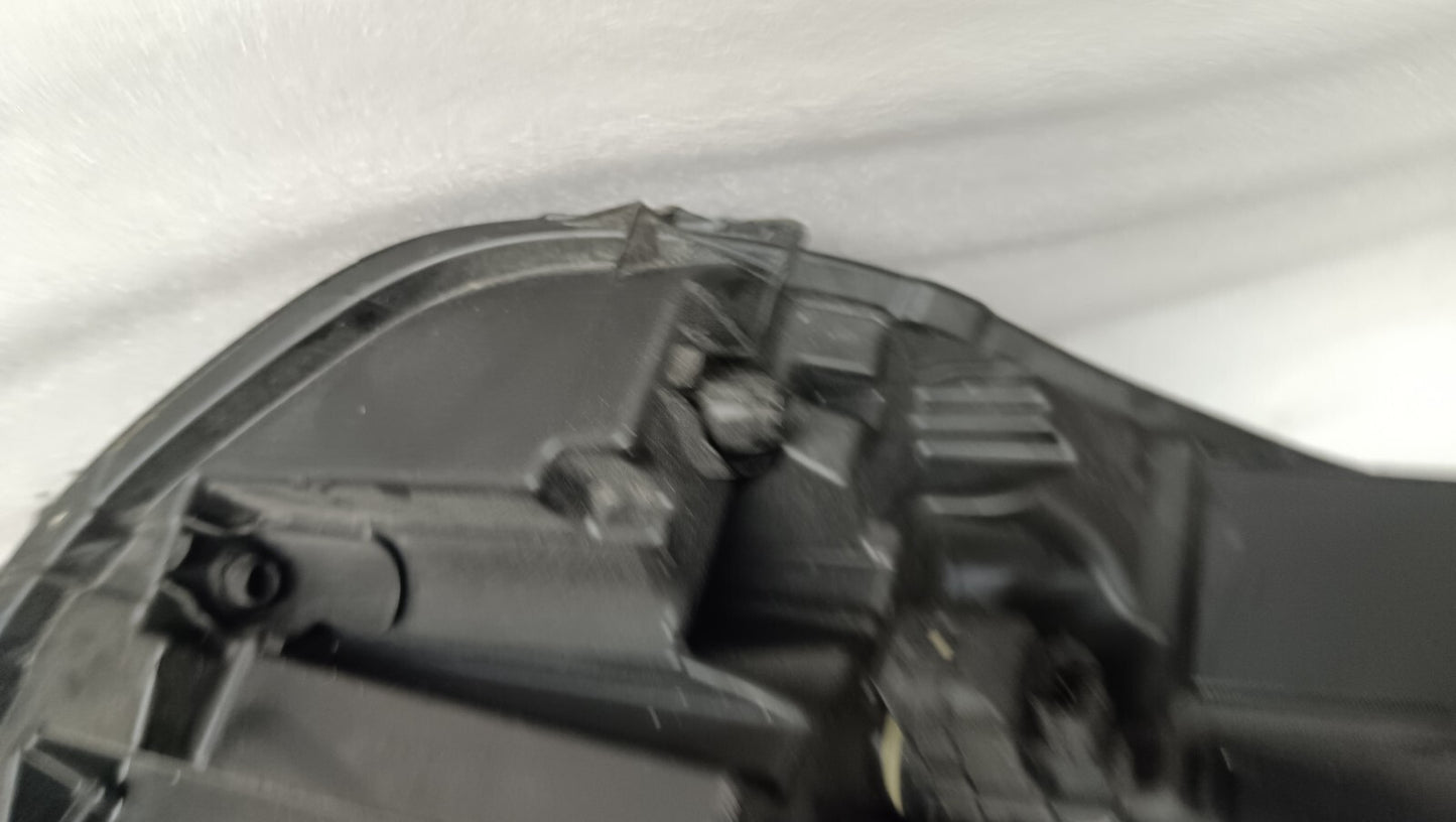 RENAULT CAPTURE HEADLAMP LEFT. PURE LED MK5 2019-2023 PASSENGER 260608134R  re69