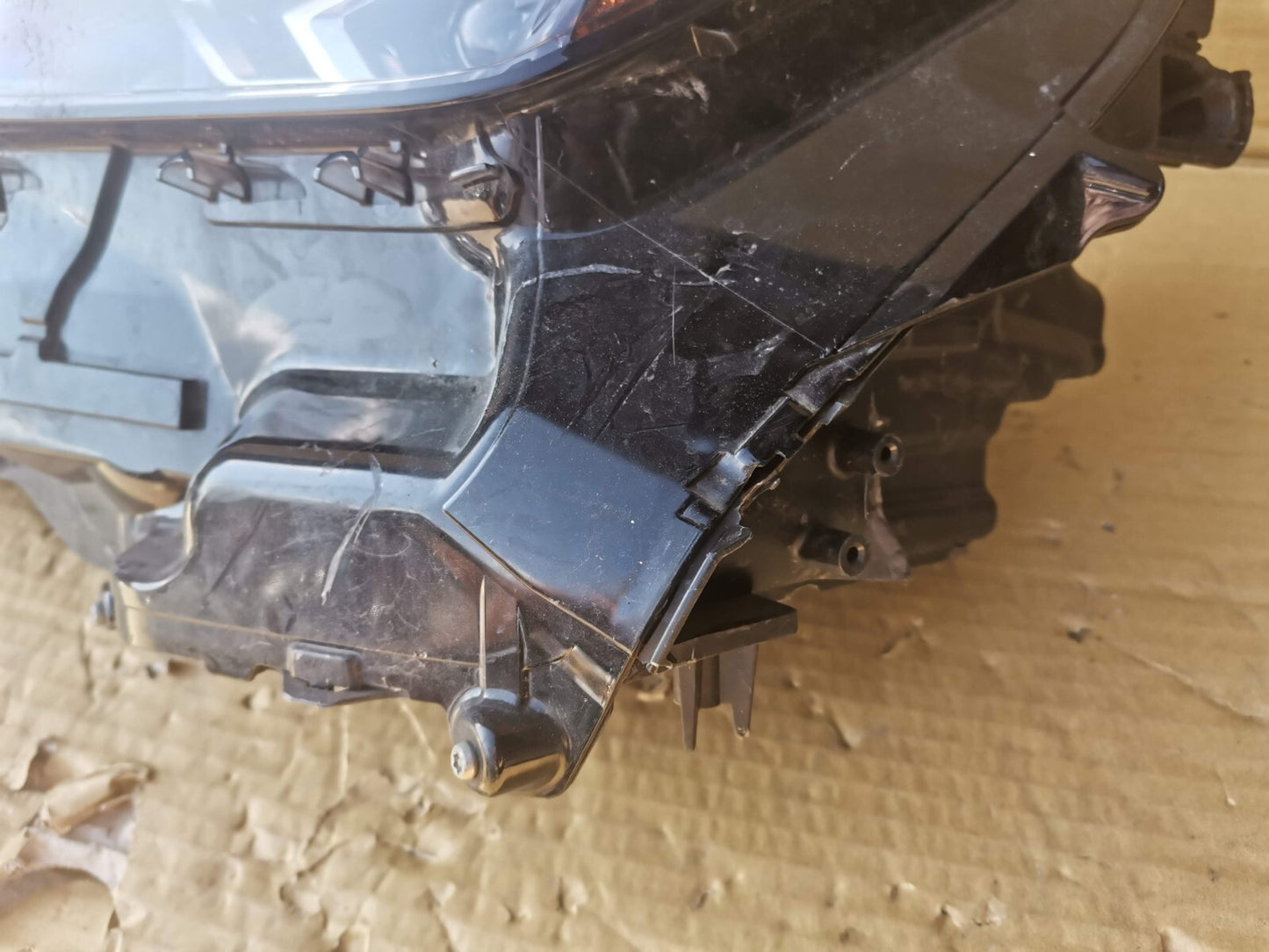 Lexus UX 200 250h LEFT PASSENGER Side Triple Beam LED Headlight 2019-22 leux9