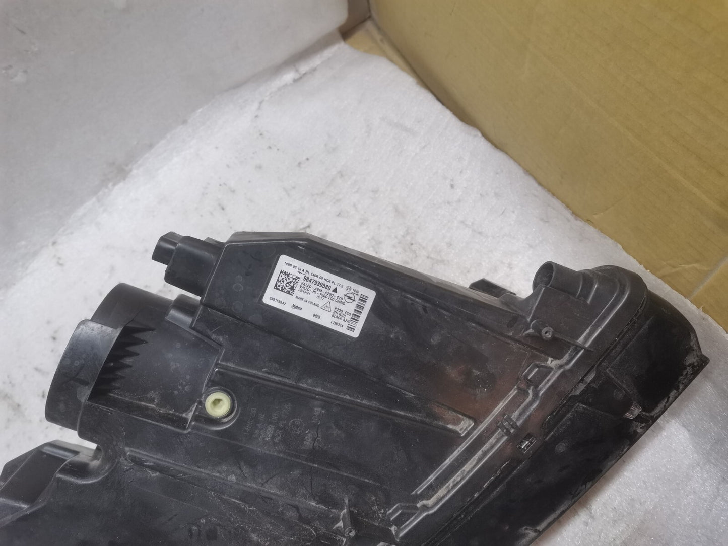 VAUXHALL MOKKA B 2020+ HEADLIGHT O/S RIGHT HAND 9847939380 vxmo59