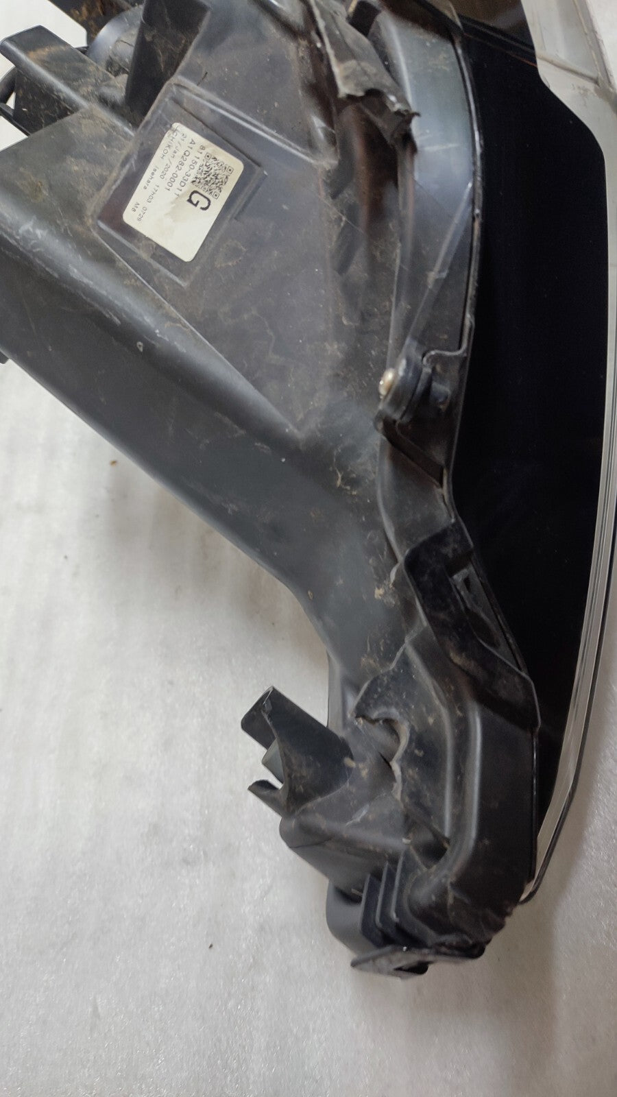 TOYOTA CAMRY 2018-22 HEADLIGHT LEFT PASSENGER SIDE 81150-33D10 GENUINEtoca24