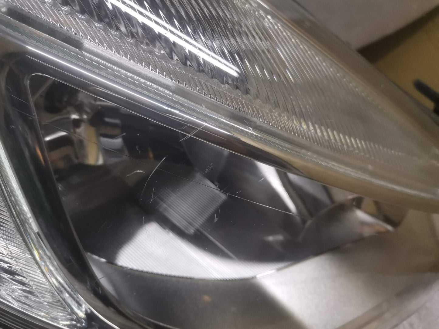 Vauxhall Astra J Driver Side (LH) Headlight Silver Insert 13253657 vxaj71