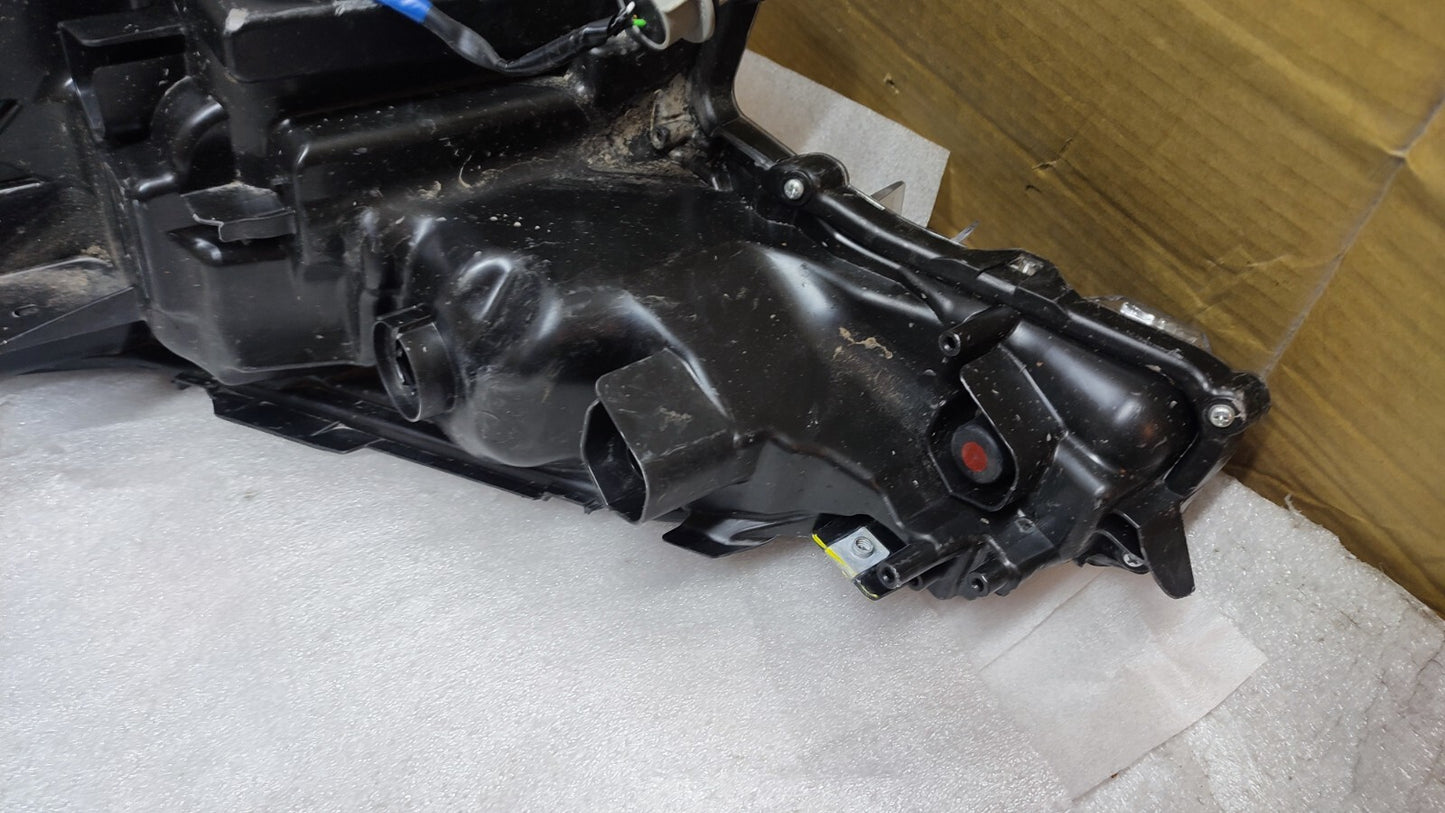 TOYOTA C-HR GENUINE RIGHT SIDE LED HEAD LIGHT LAMP 81110-F4190-00 2020-2023 to41