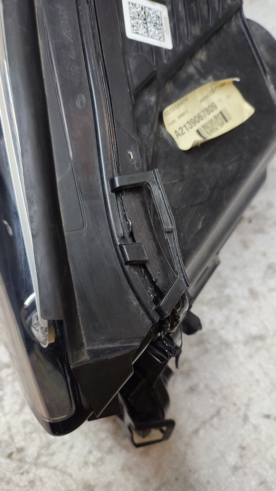 MERCEDES E CLASS W213 LED DRIVER SIDE HEADLIGHT GENUINE 2021-23 A2139067809 m61