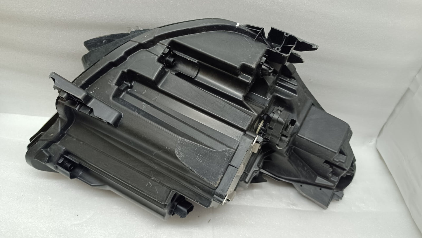 RENAULT CAPTUR LED PURE VISION N/S HEADLIGHT 260603743R re68