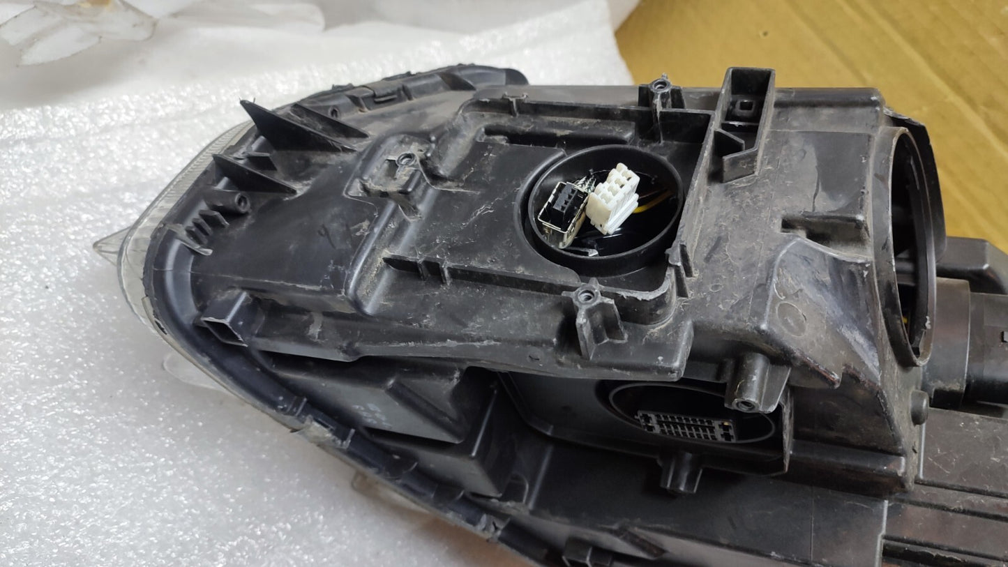 SKODA OCTAVIA 2013 - 2017 DRIVER XENON HEADLIGHT 5E2941016B