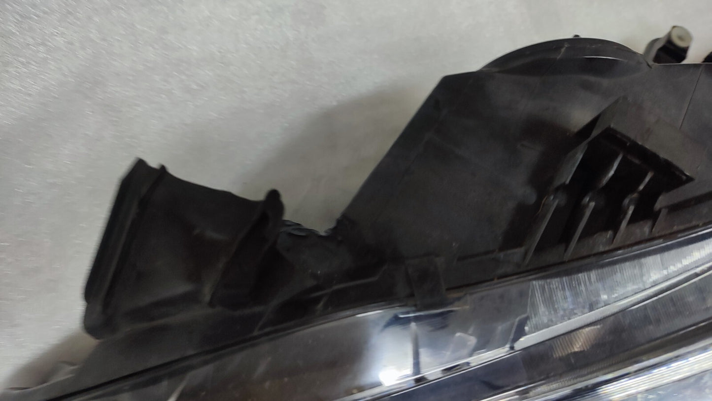 Vauxhall Astra J GTC Headlight Lamp Near Side Left Halogen  39027953 vxag85