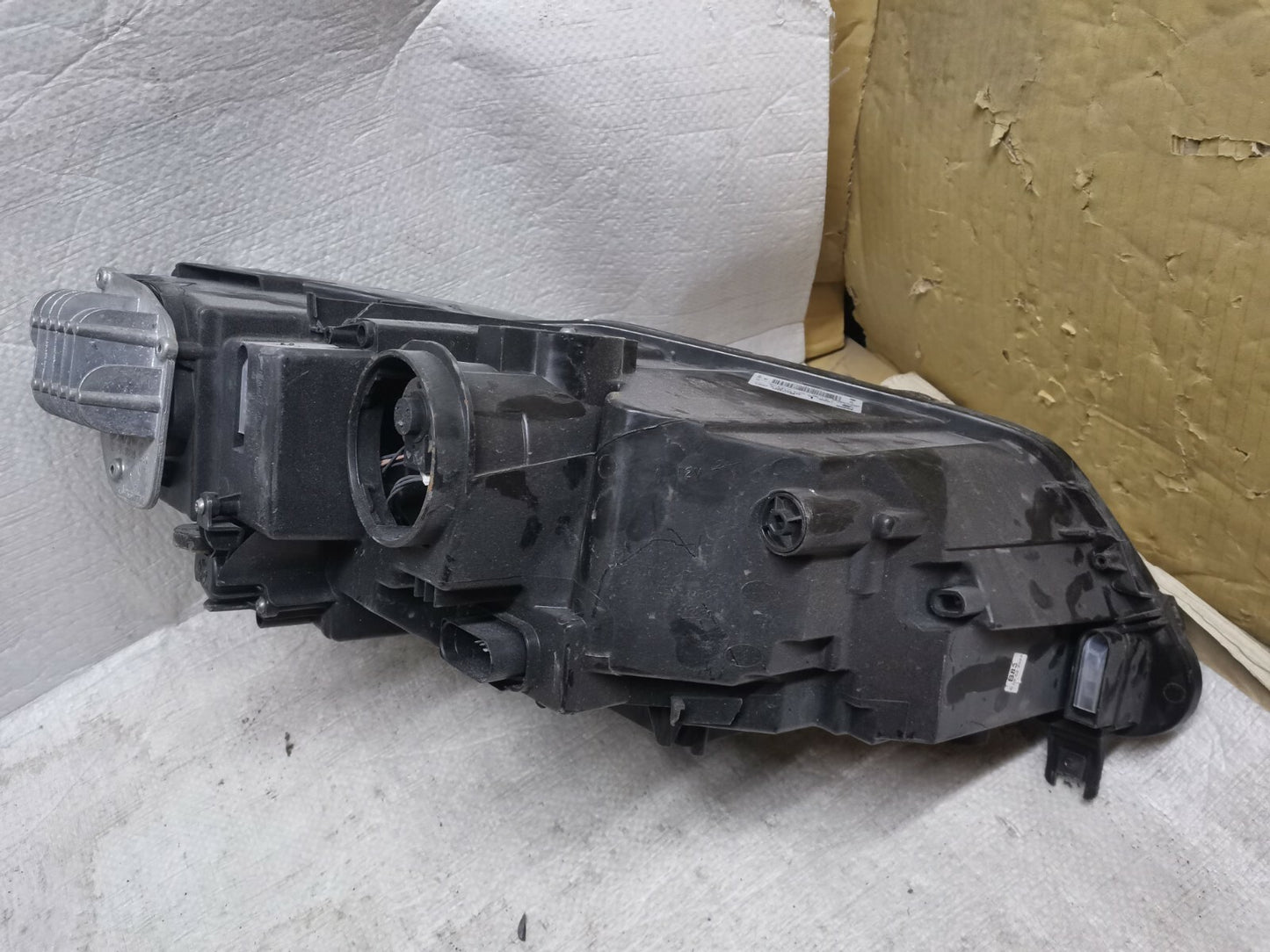 SEAT ATECA 2017+ GENUINE PASSENGER SIDE XENON HEADLIGHT 577941007A seat41