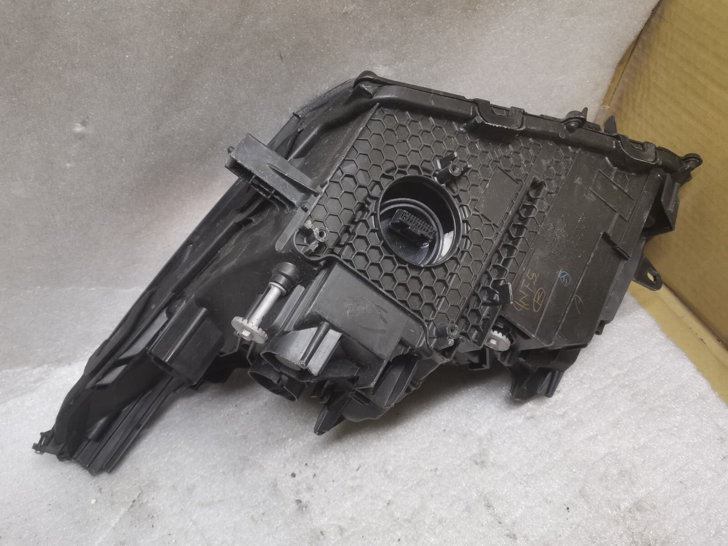 LEXUS NX nx300h O/S RIGHT 2014-19DRIVER SIDE LED HEADLIGHT 81145-78070 lenx13