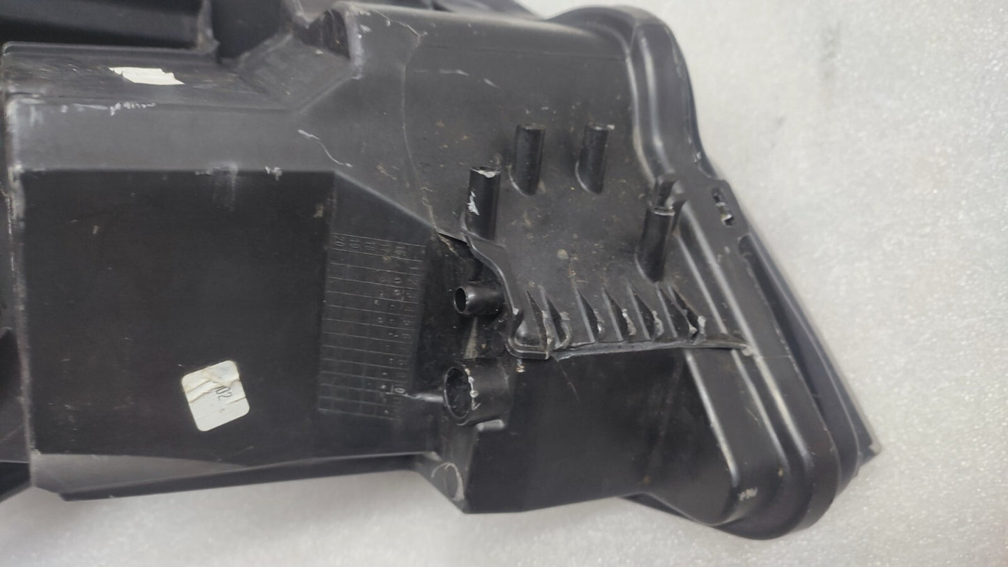 AUDI A3 HEADLIGHT RIGHT DRIVERS GENUINE  2017 ON 8V0941006F au173