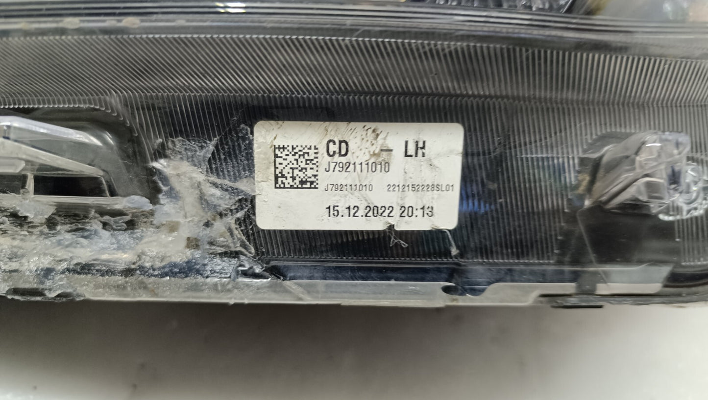 KIA CEED  LEFT PASSENGER SIDE NS HEADLIGHT 92111010 92101J7061 Headlamp ki20
