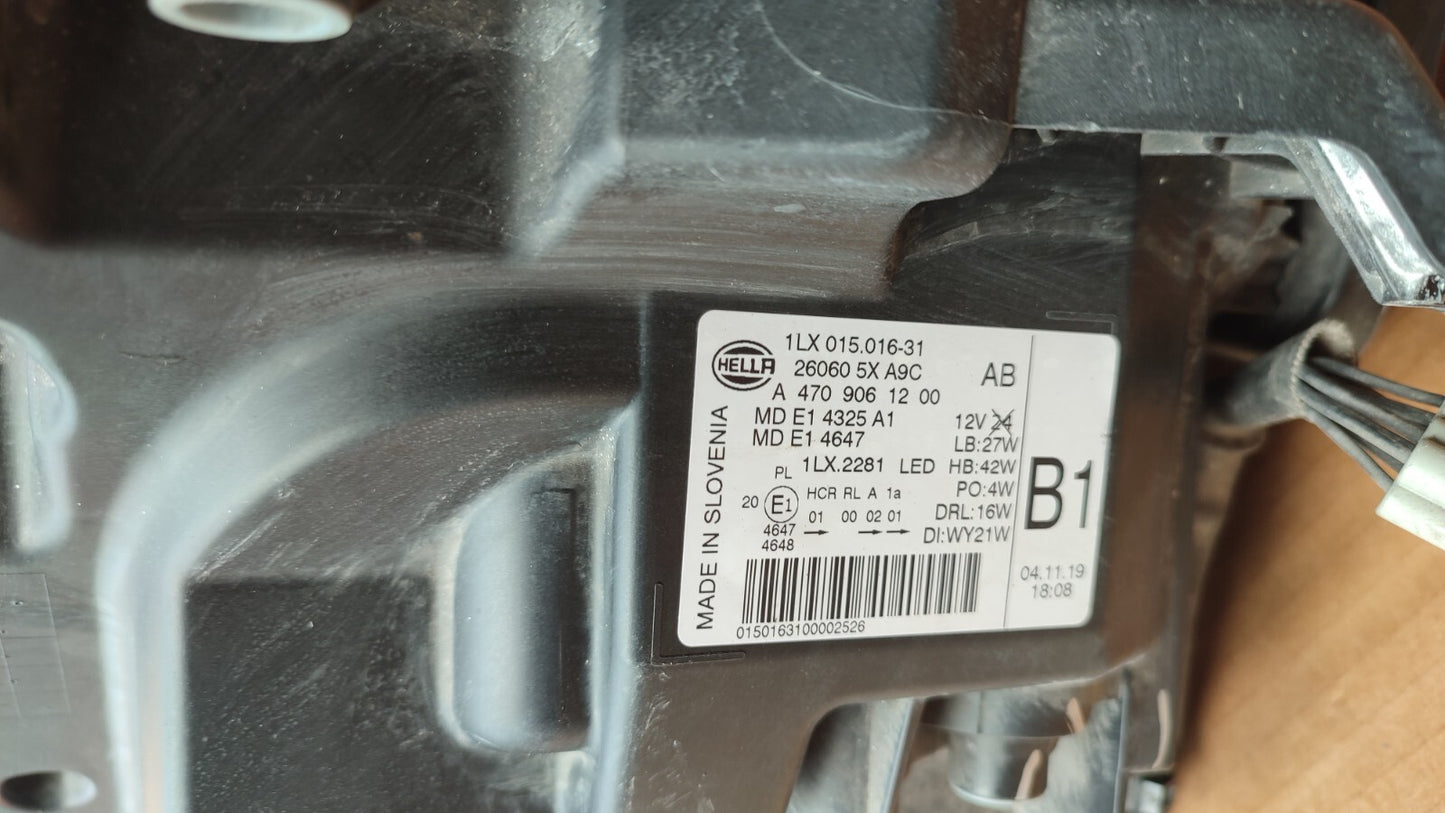 MERCEDES-BENZ  X CLASS W470 PASSENGERS SIDE HEADLIGHT A4709061200 m108