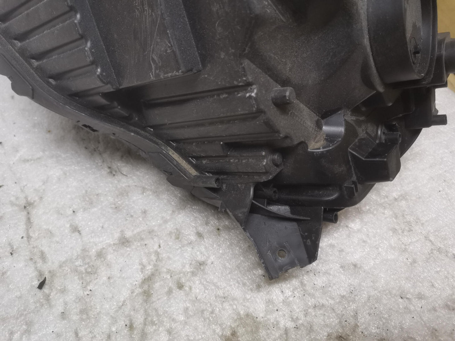 FIAT ABARTH 500 ELECTRIC 2020-23 FRONT HEADLIGHT T2-21 00521400250 fia6