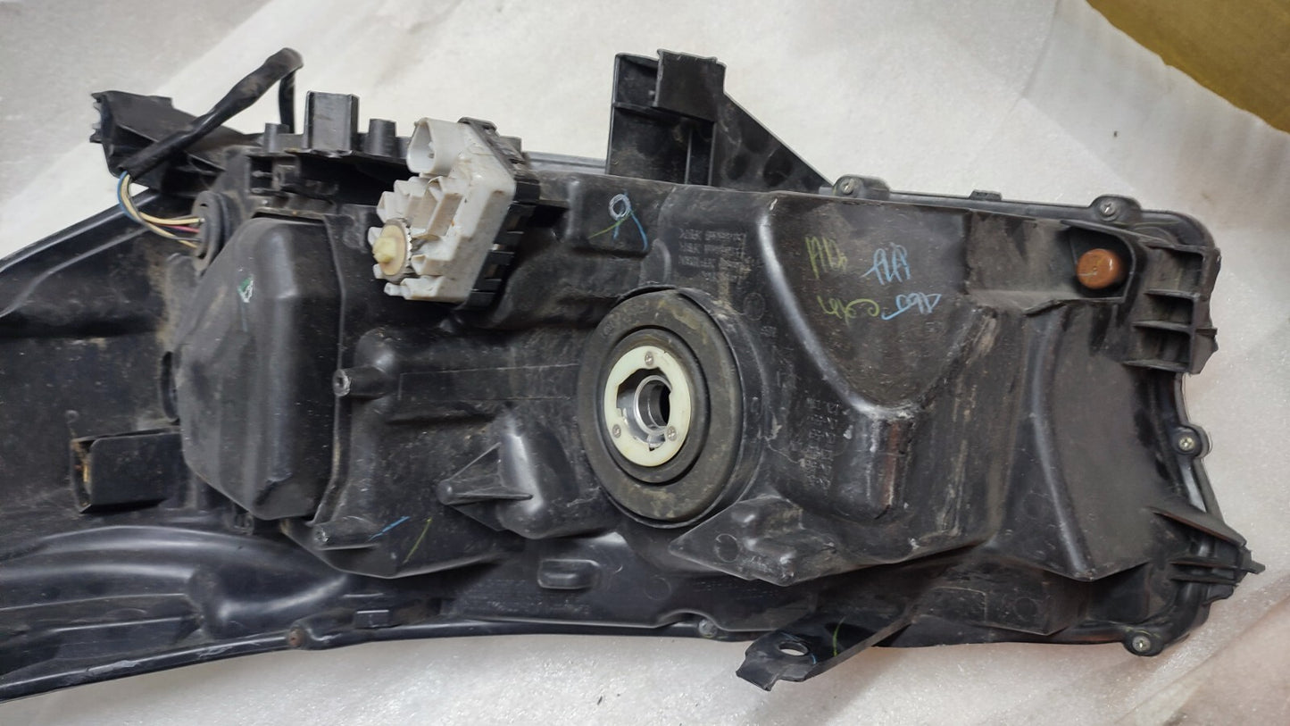 TOYOTA HILUX 2015-2019 DRIVER SIDE RIGHT FULL LED XENON HEADLIGHT GENUINE to36