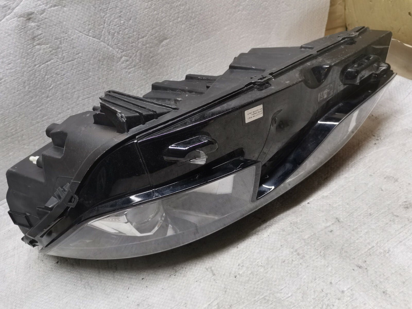 Peugeot 3008 2017-20 Left NEARSIDE headlamp Headlight 89909537 9810478780 psa3