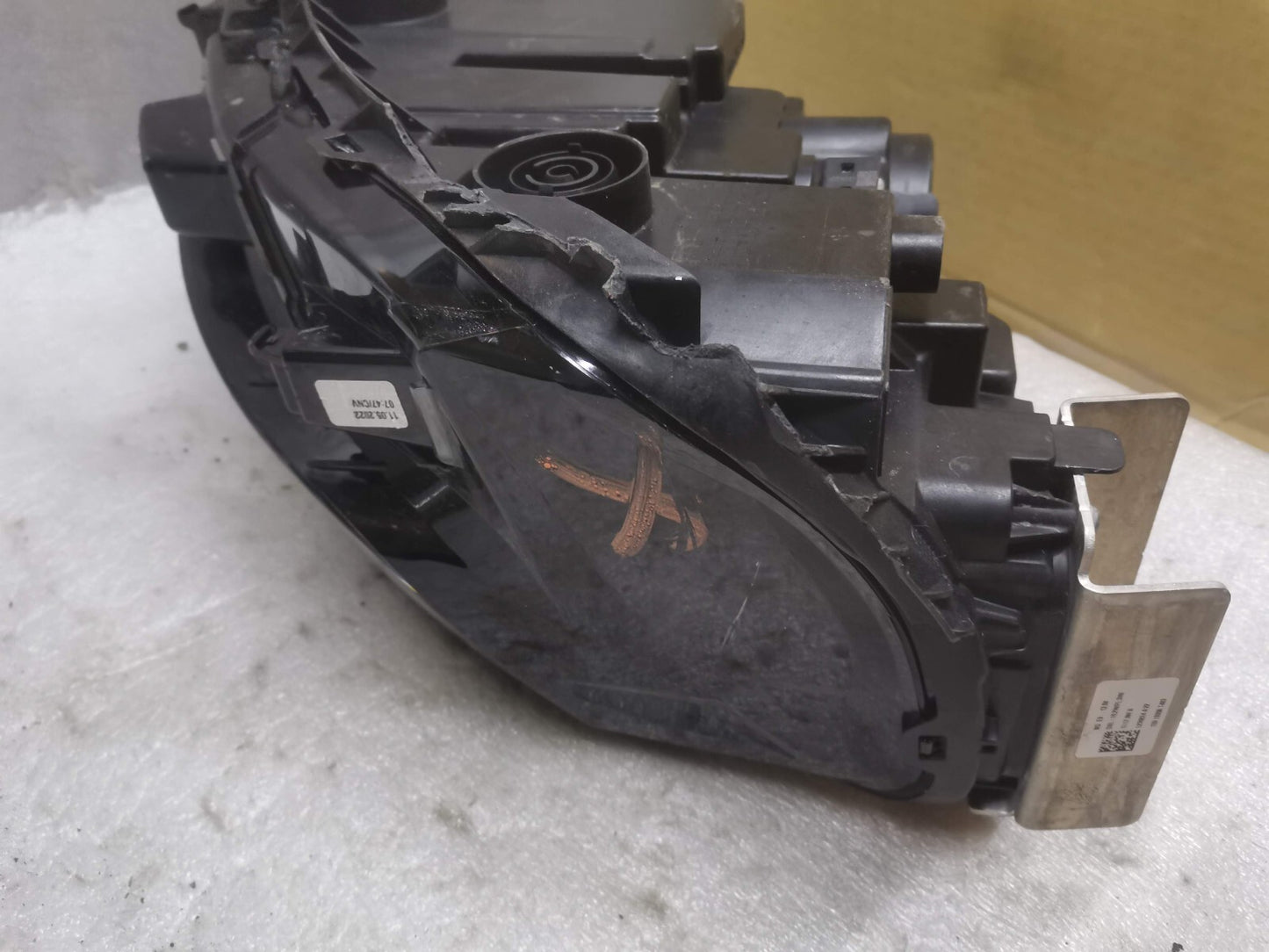 VAUXHALL MOKKA B 2020+ HEADLIGHT O/S RIGHT HAND 9847939380 vxmo45