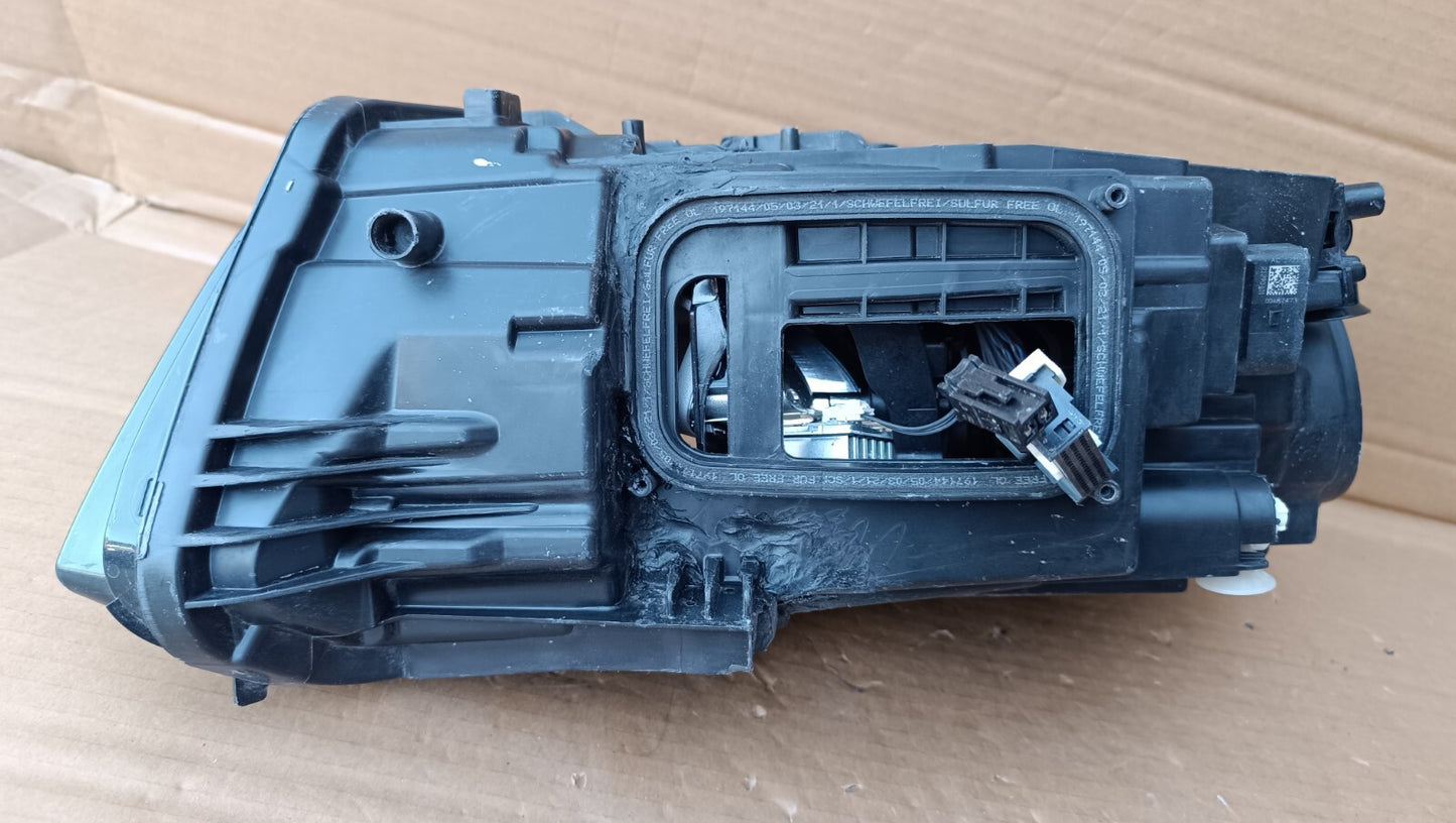 MERCEDES A CLASS W177 2018+ PASSENGERSIDE HEADLIGHT A1779063905 m111