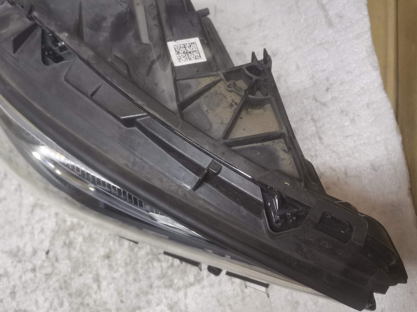 MERCEDES-BENZ CLA 2019-22 FRONT RIGHT DRIVER SIDE HEADLIGHT A1189062800 m11863