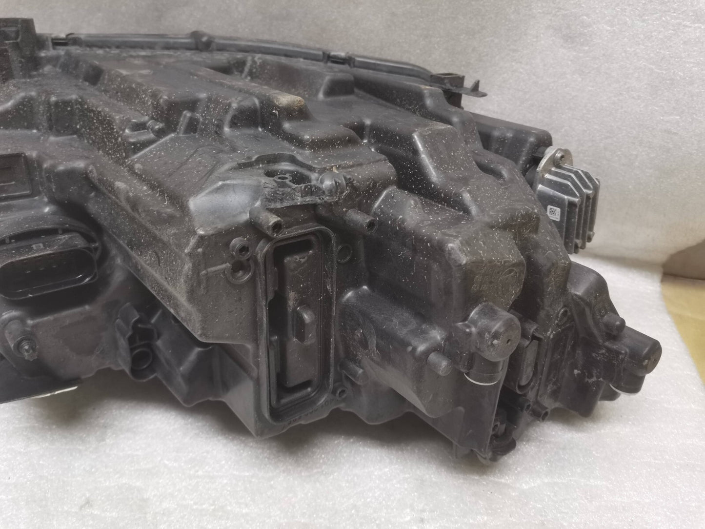 Skoda Octavia 2020 Led Headlight Passenger Side Genuine Oem 5e8941015 skoc54