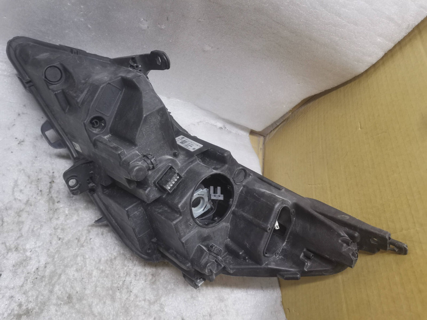 VAUXHALL ASTRA K 2015 2016 2017 2018 2019 DRIVER SIDE HEADLIGHT 39047201 vxak60