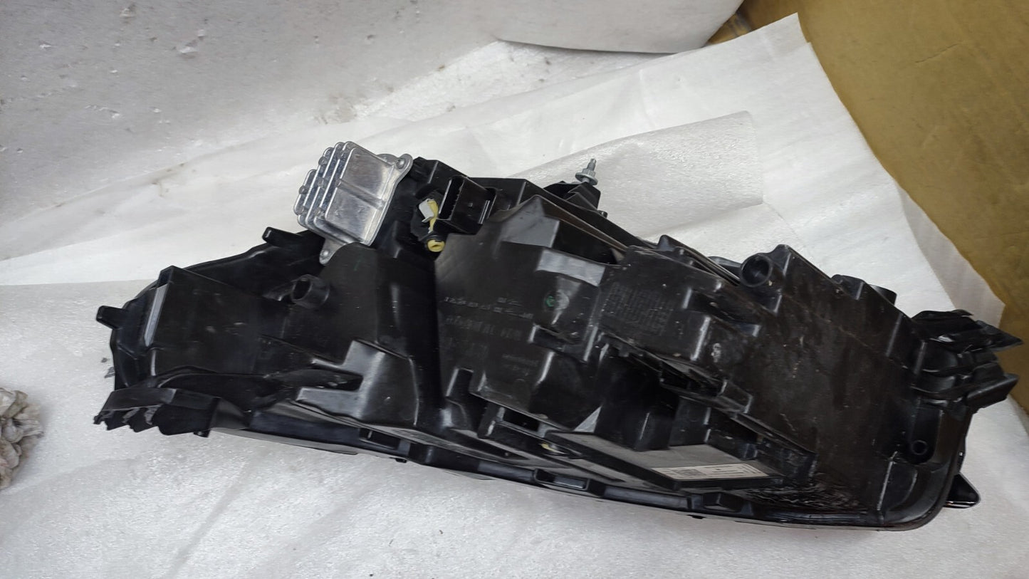 VAUXHALL CORSA F 2019+ DRIVERS RIGHT RH O/SIDE HEAD LIGHT HEADLAMP 39162656 v101