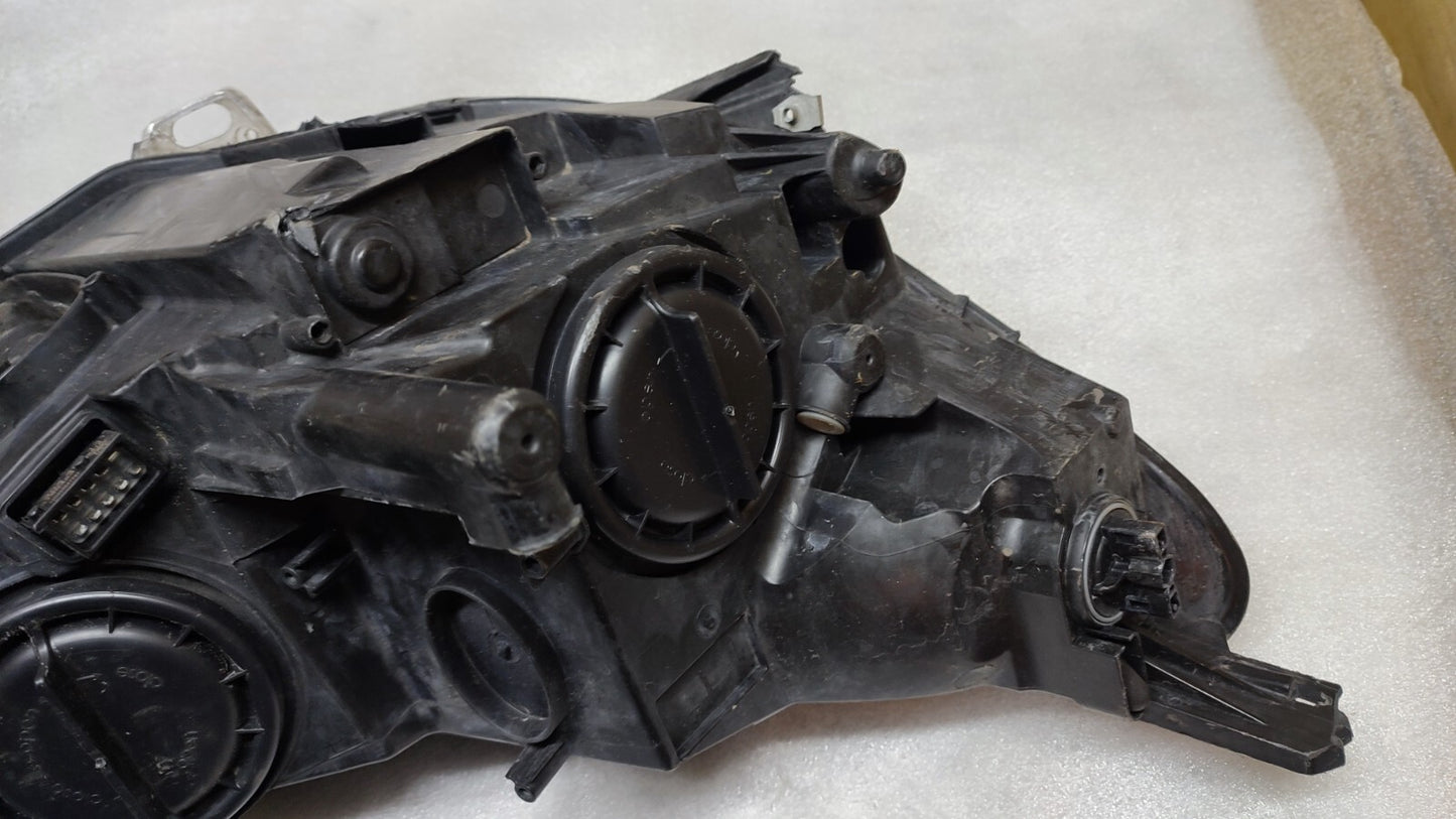 Vauxhall Astra J GTC Headlight Lamp Near Side Left Halogen  39027953 vxag85