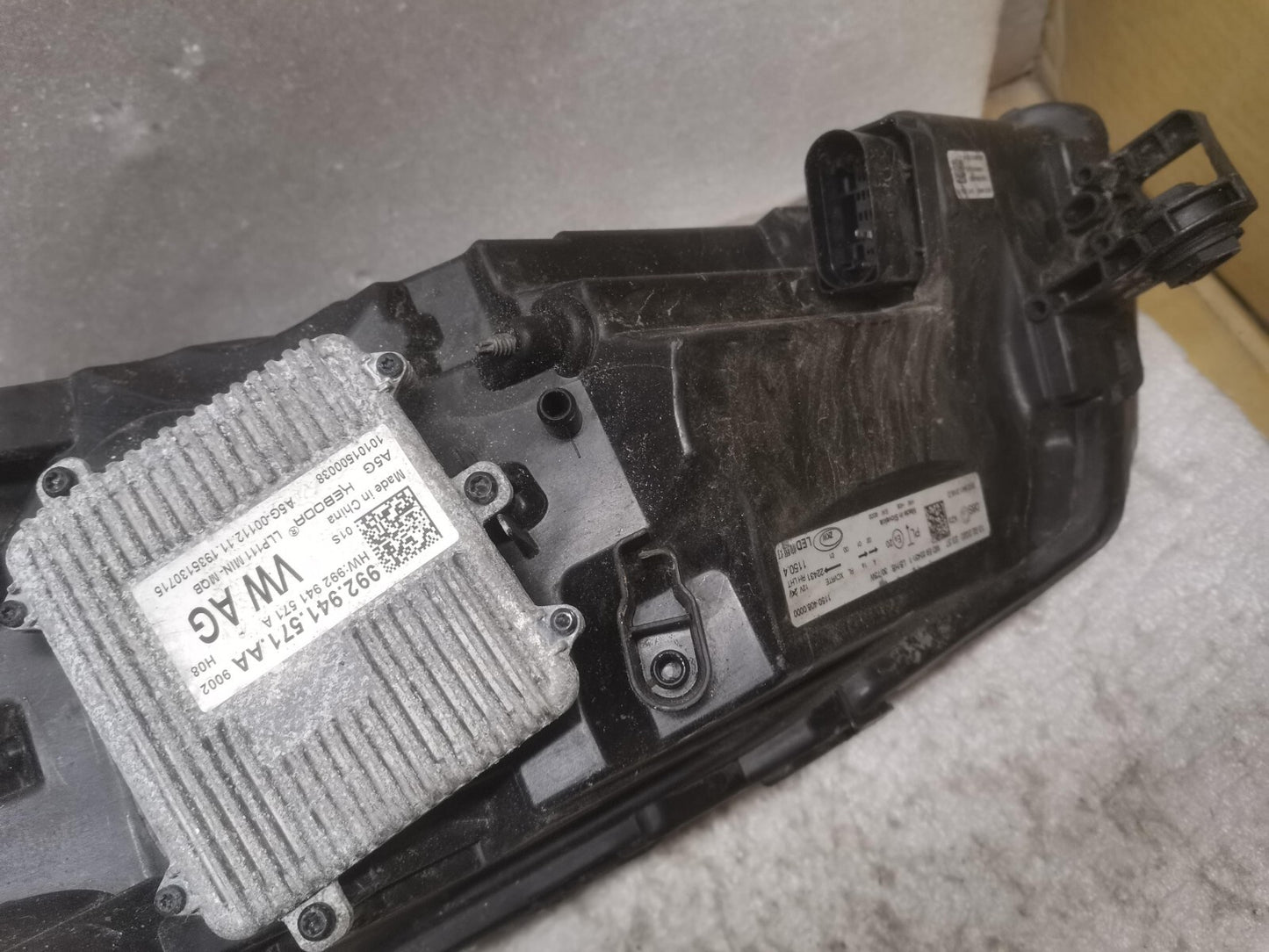 SKODA SUPERB MK3 FACELIFT CRYSTAL LED HEADLIGHT 2018-21 DRIVER O/S 3V2941016D 76