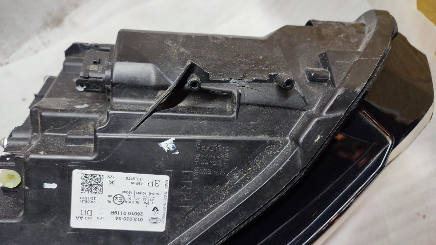 RENAULT CAPTUR HEADLAMP LED RIGHT DRIVER SIDE 260100119R MK2 2019-24 ren35