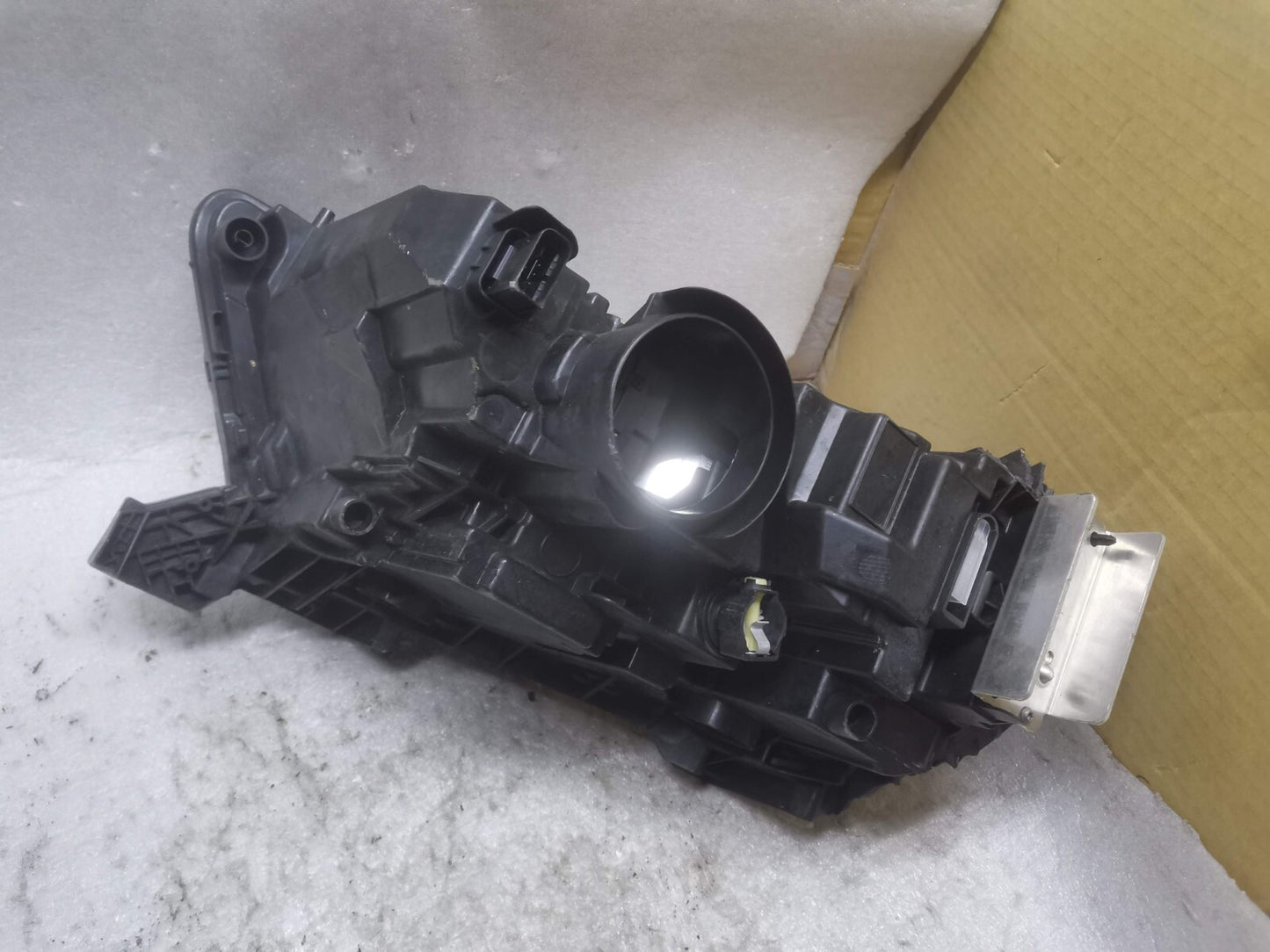 VAUXHALL MOKKA B 2020+ HEADLIGHT O/S RIGHT HAND 9847939380 vxmo59