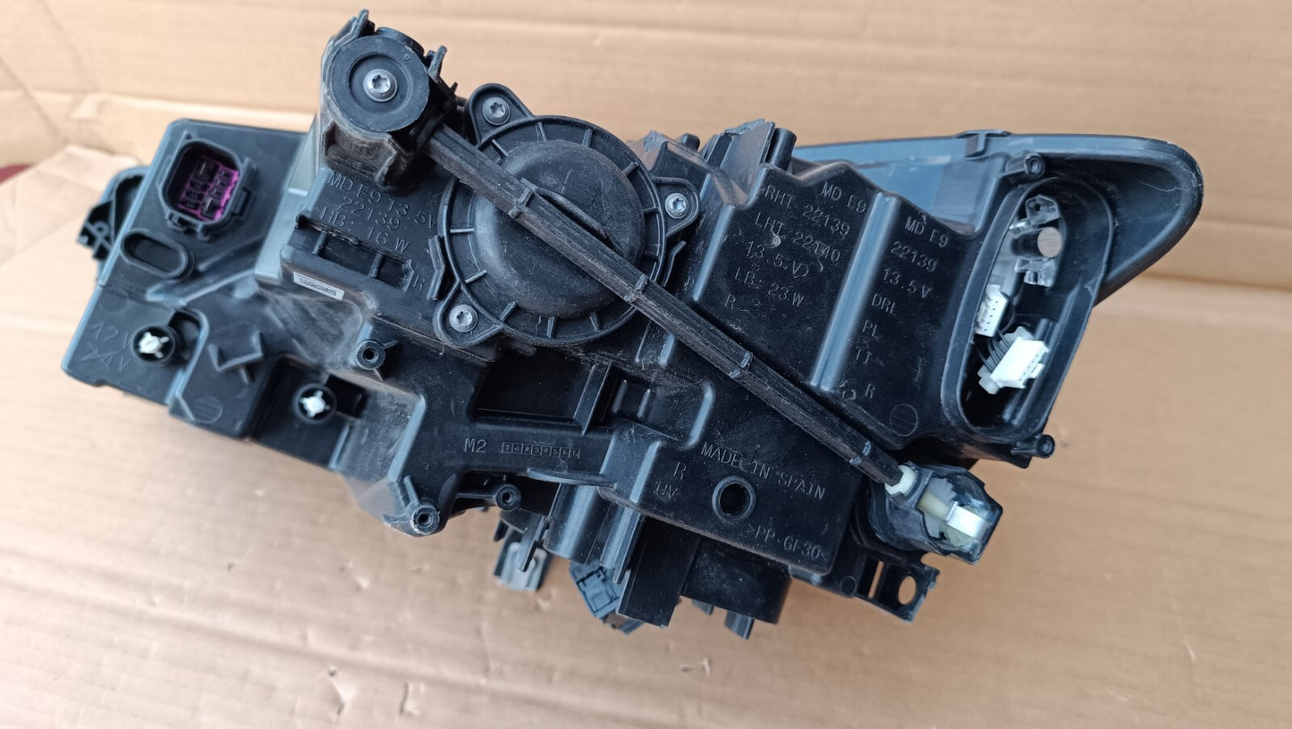 SEAT CUPRA FORMENTOR FR 2021 OFFSIDE DRIVER SIDE FRONT HEADLIGHT 5FH941008F se84