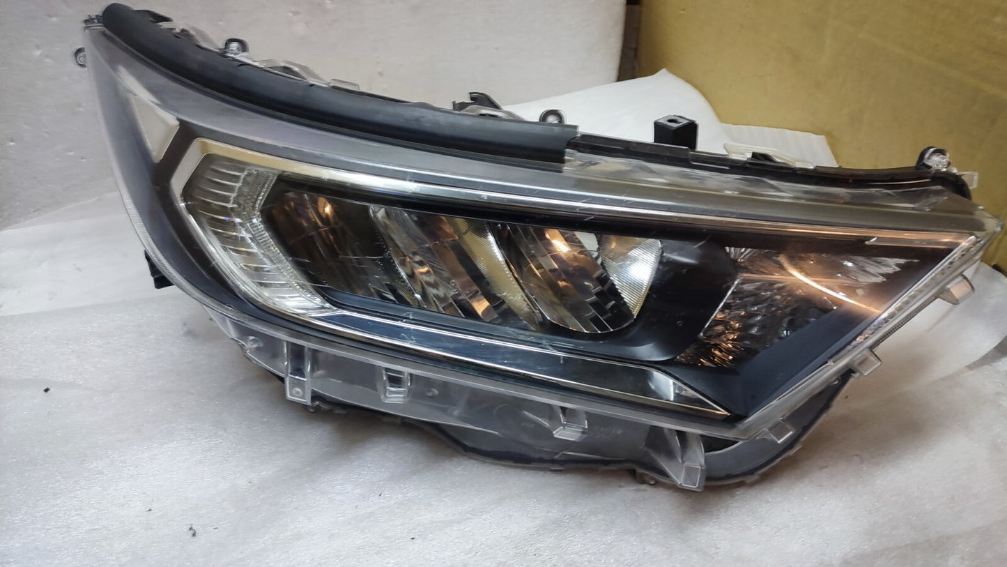 GENUINE TOYOTA RAV4 2022 DRIVER SIDE LED HEADLIGHT STANLEY 42-87 to46
