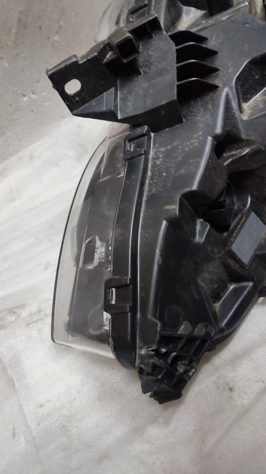 RENAULT ARKANA 2020-on left passenger side headlight genuine 260607497R ren34