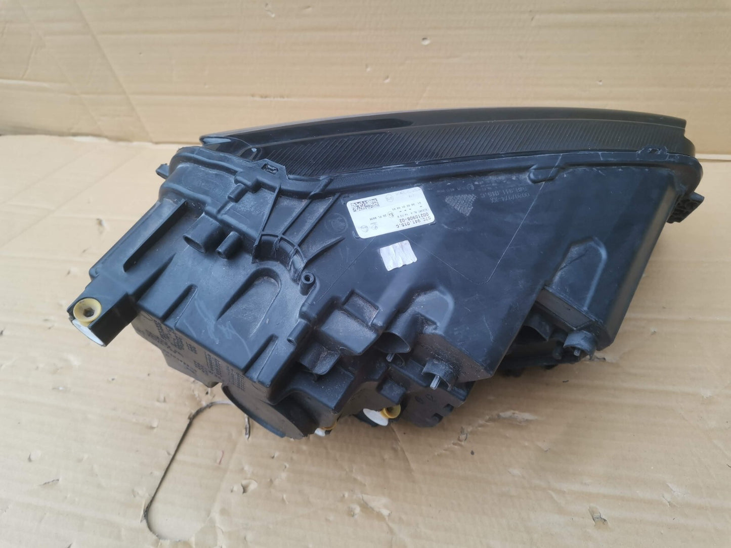 SKODA KAROQ Front Left Headlight 57C941015C skkq46