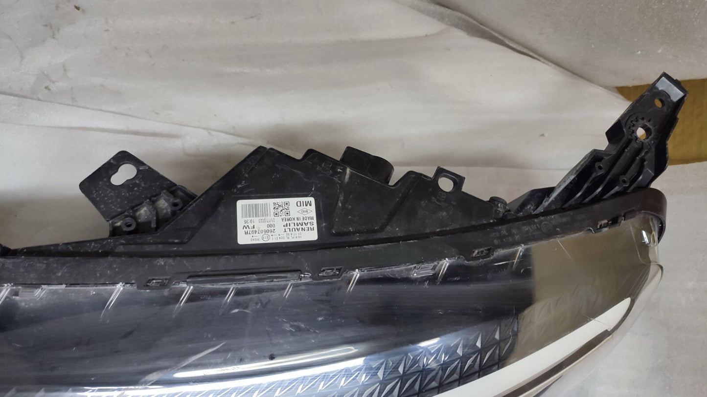 RENAULT ARKANA 2020-on left passenger side headlight genuine 260607497R ren34